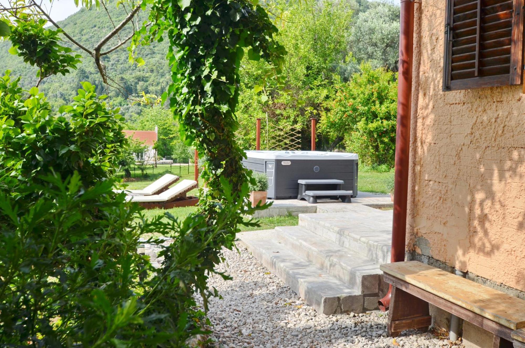 Boka View By Rosi Tivat
