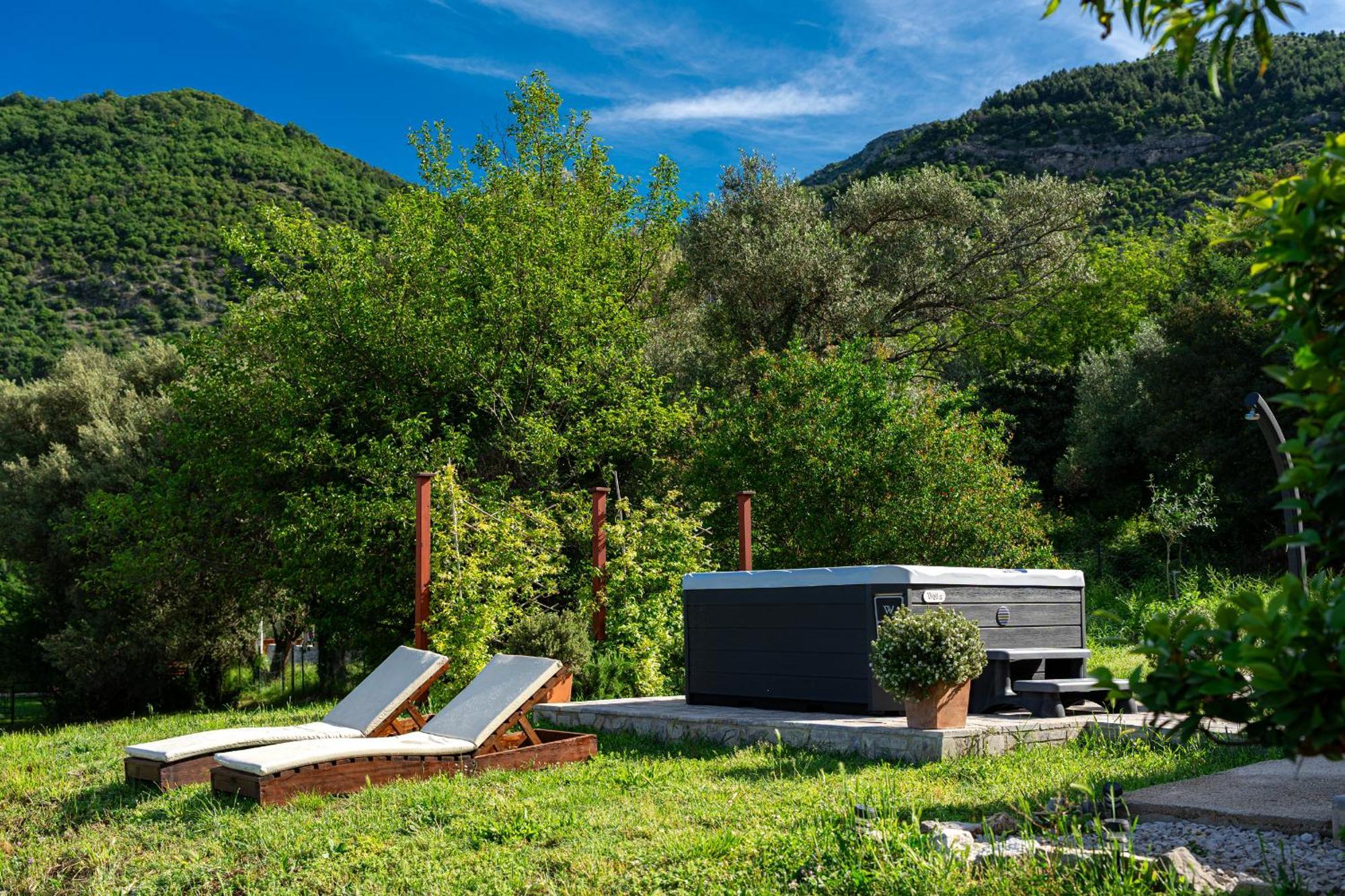 Ferienhaus Boka View By Rosi Tivat
